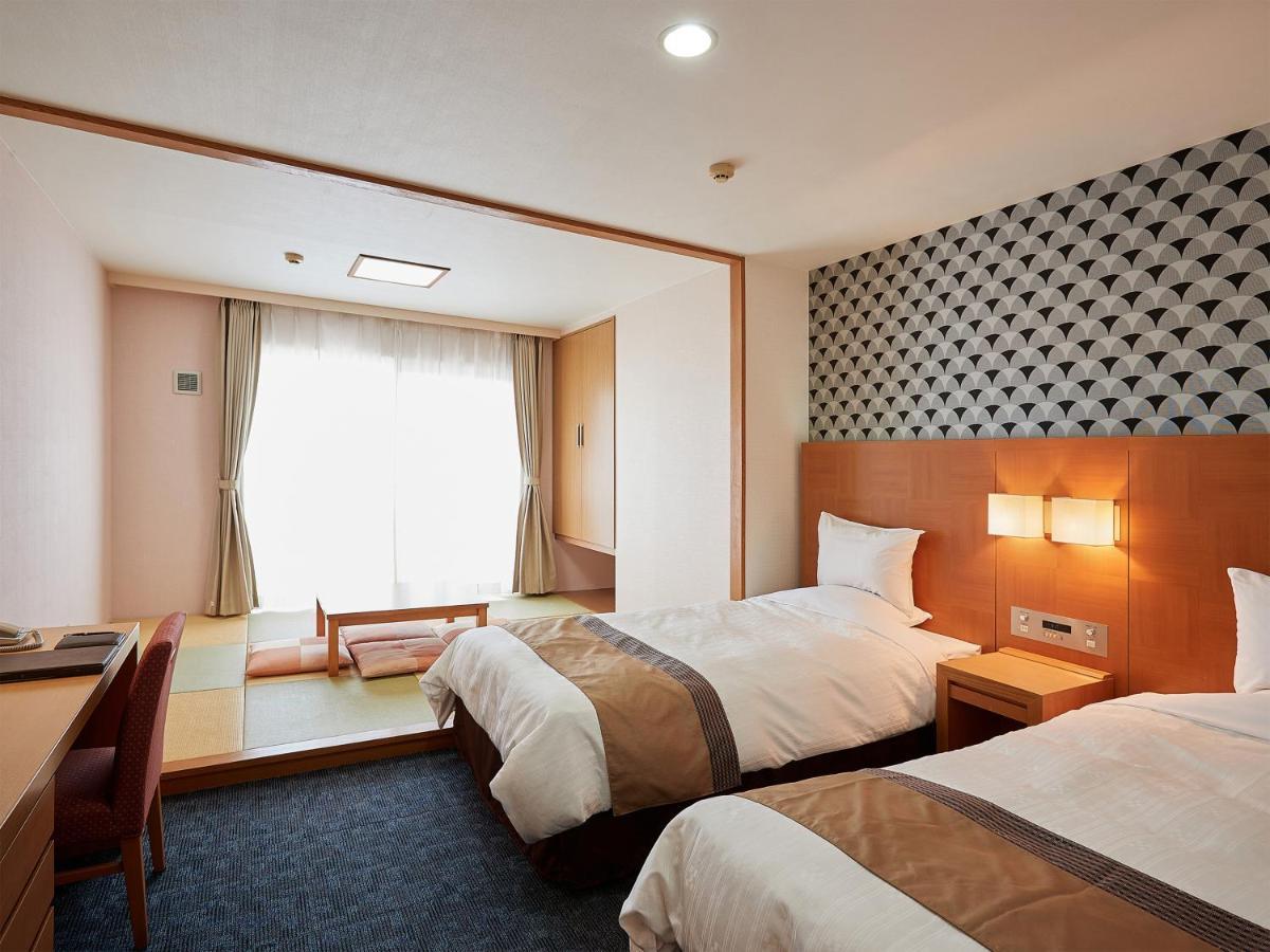 יומיטאן Hotel Murasakimura מראה חיצוני תמונה